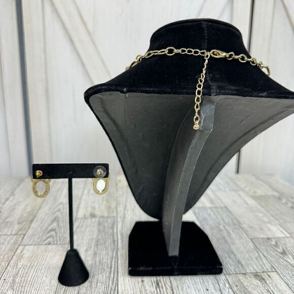 Pastel Gemstone Statement Bib Necklace Earrings Set - Picture 6 of 8